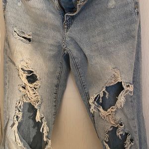 aeropostal ripped boyfriend jeans